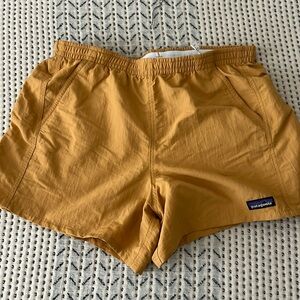 Women’s baggie shorts